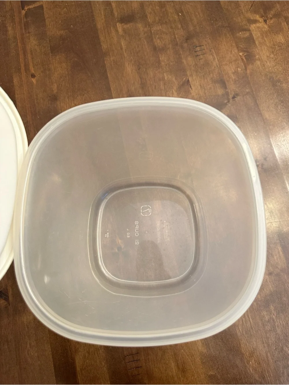 Rubbermaid questions leave